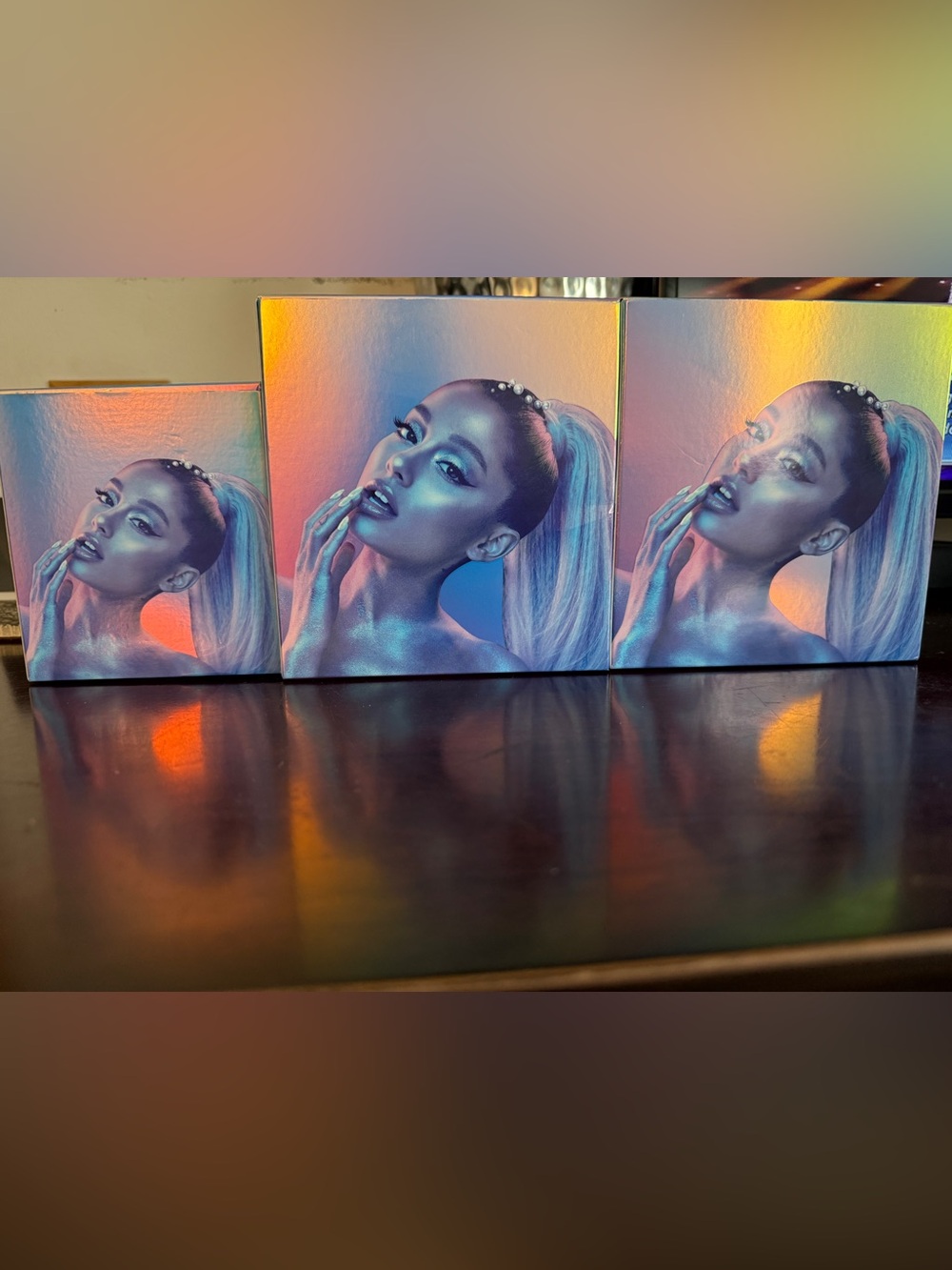 3 EMPTY Ariana Grande Cloud Perfume BOXES & BOTTLE & PERUME CLOUD HOLDER - Picture 2 of 2